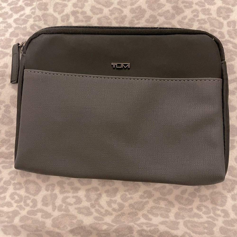 Tumi pouch/ makeup bag